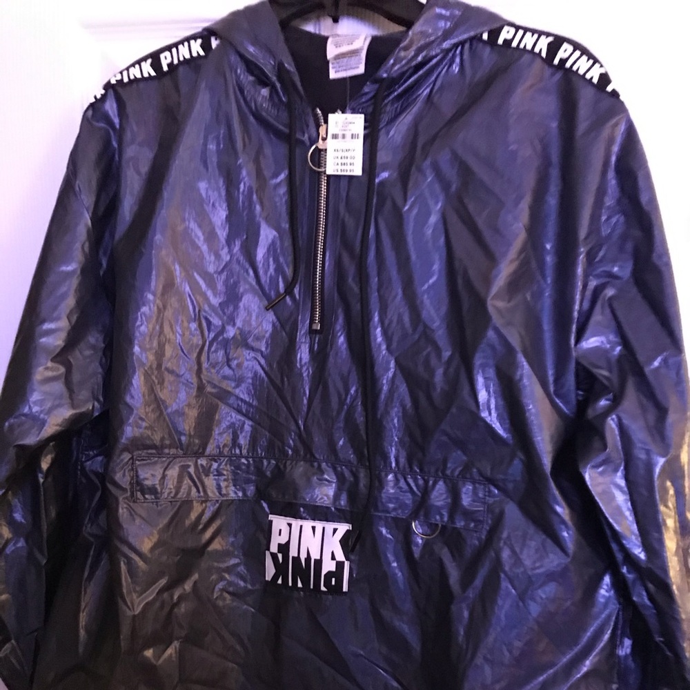 VS Pink rain coat(pullover)